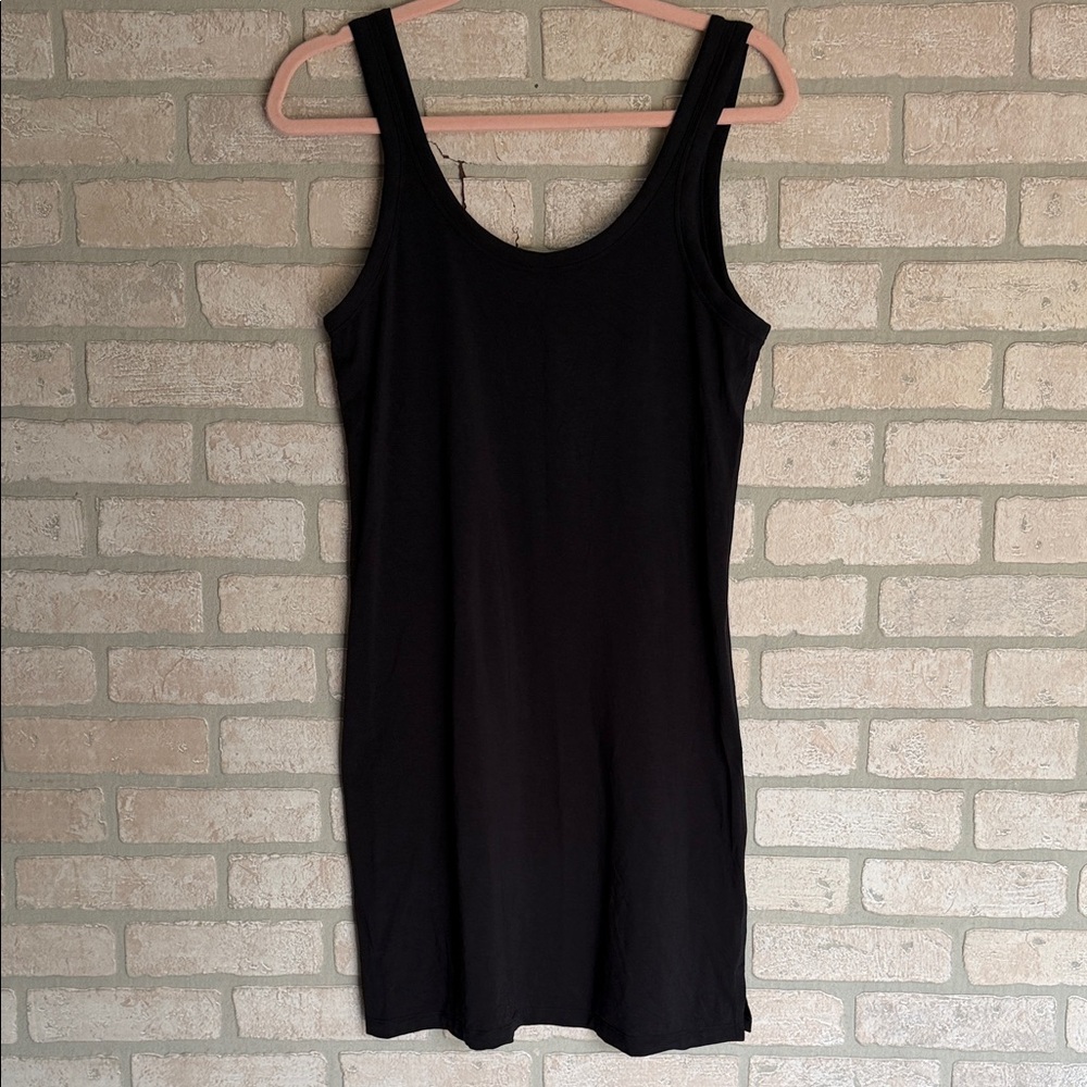 Lululemon black tank top dress size 6